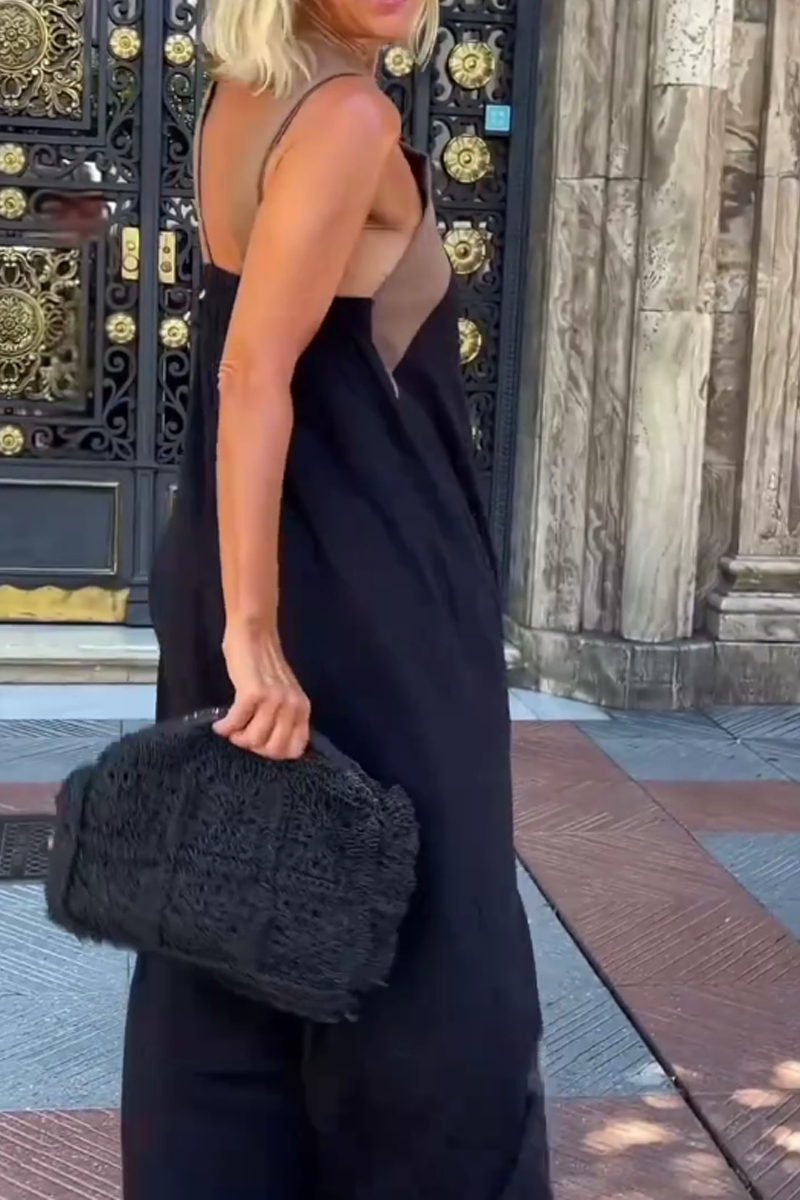 Vestido sin mangas con cuello halter cruzado