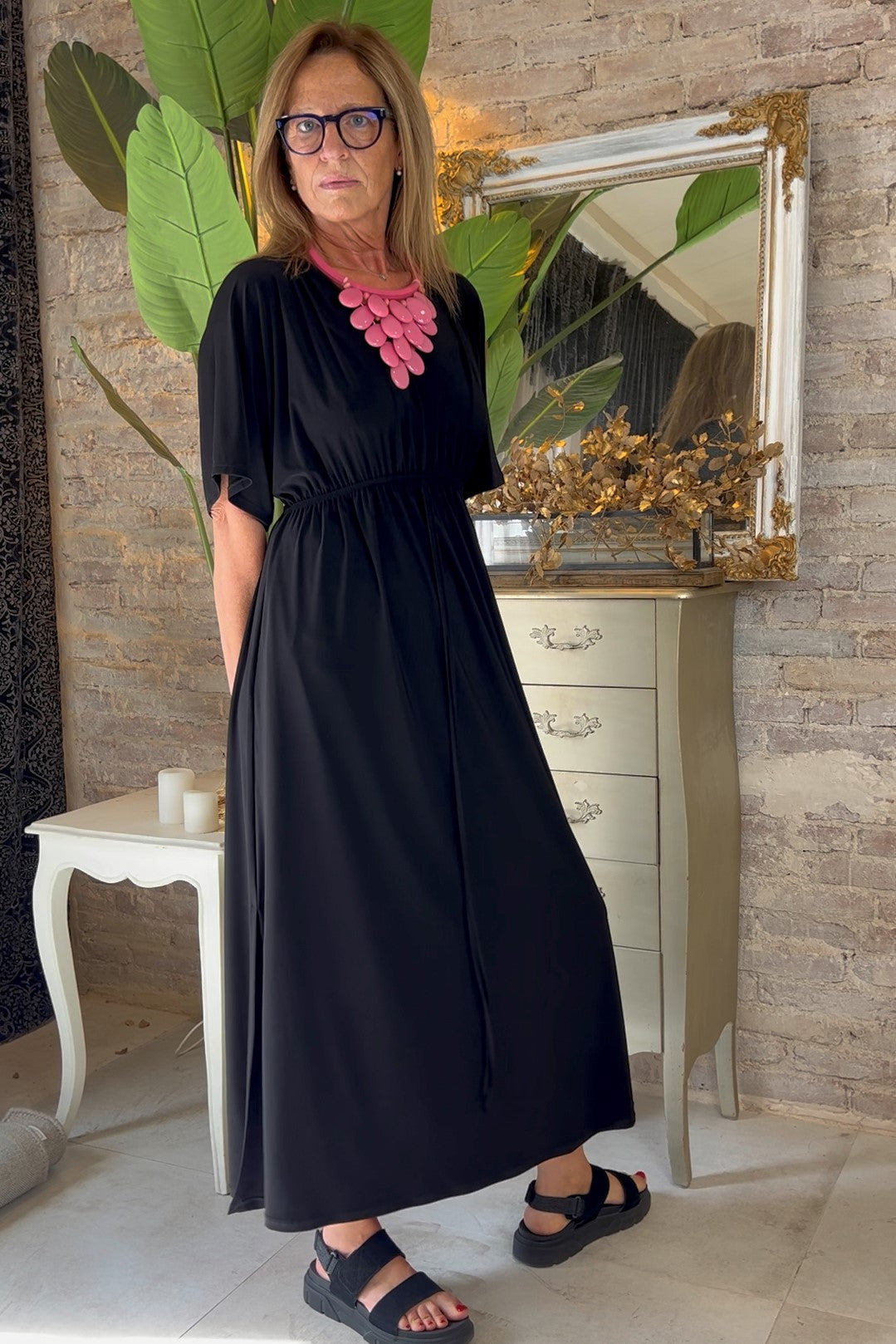 Vestido Maxi con Escote Pico y Bolsillos