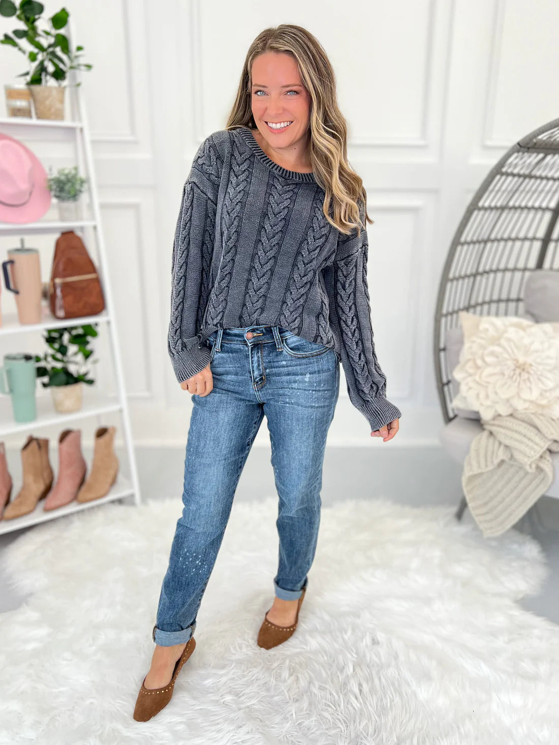 jeans de pierna ancha y cropped