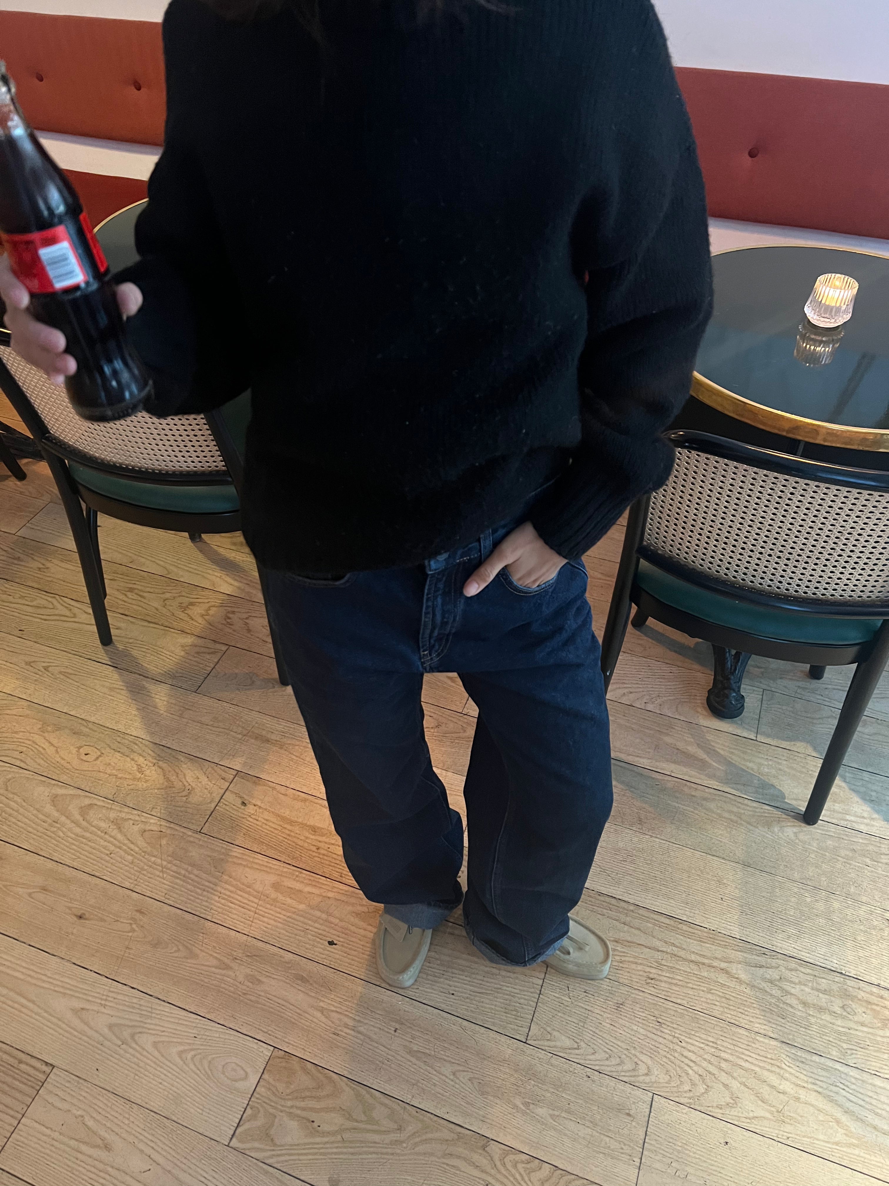 Vaqueros Con Estrellas Rojas - Denim Oscuro