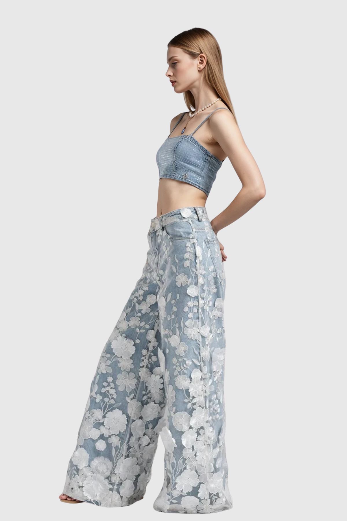 Vaqueros bordados con flores