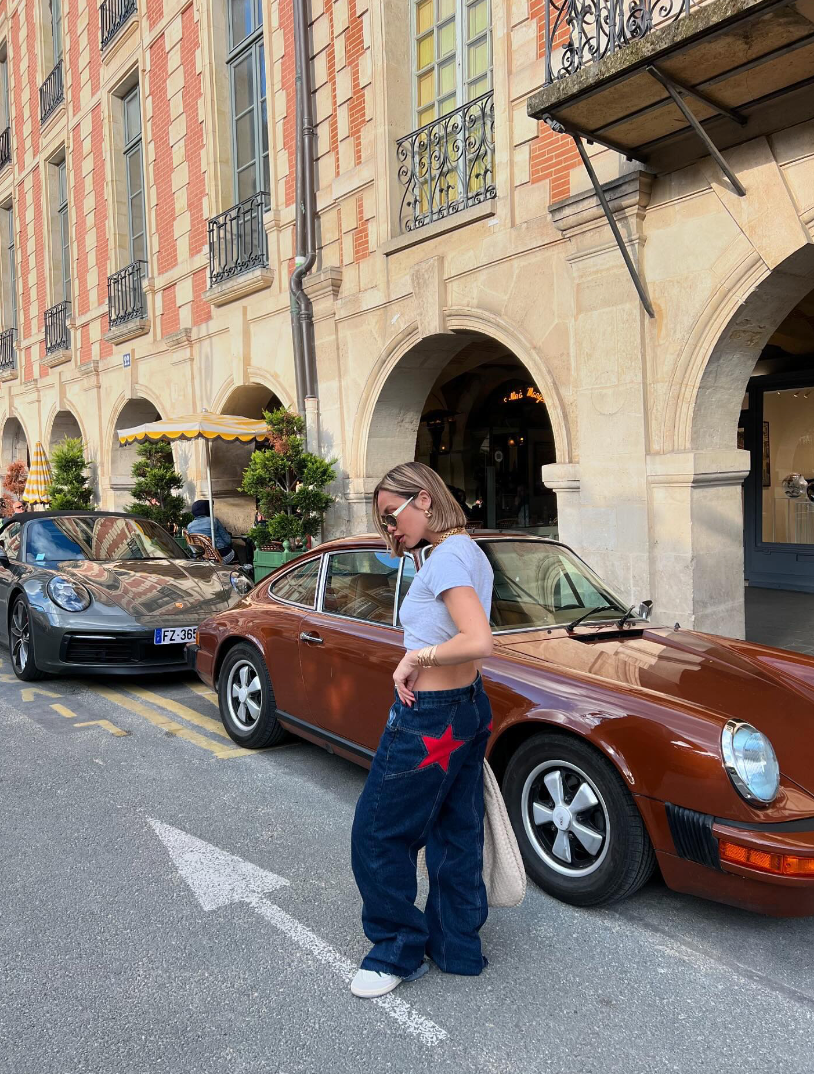 Vaqueros Con Estrellas Rojas - Denim Oscuro