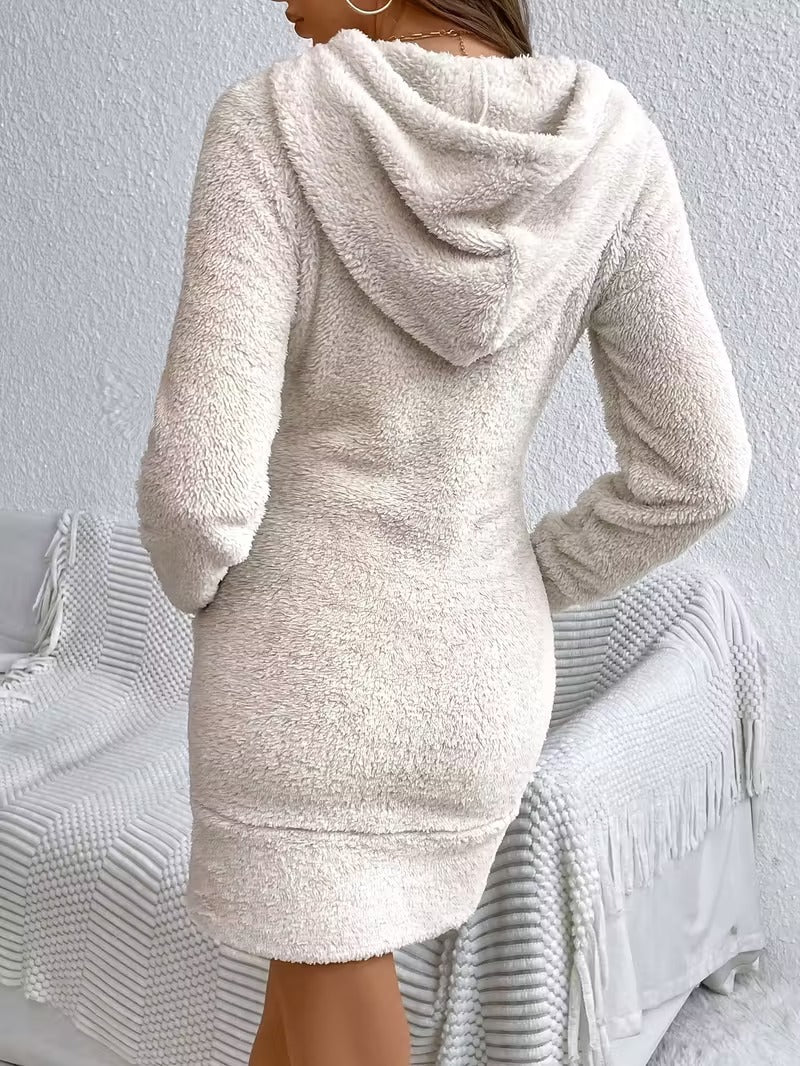 Vestido con Capucha Teddy