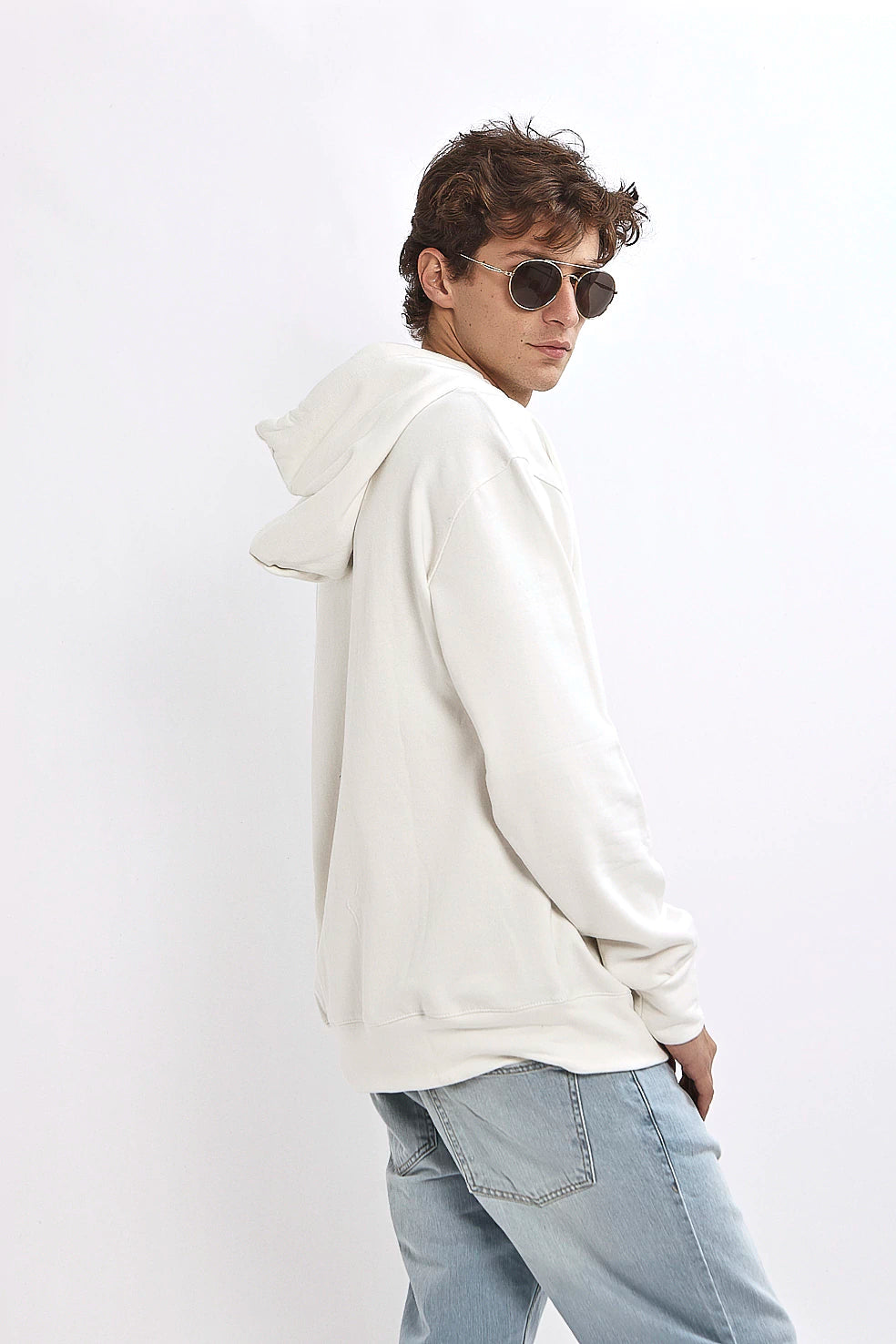 SUDADERA CON CAPUCHA